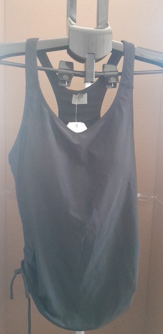 MODLI NWT BLACK SWIM TOP W/SIDE GATHERINGS SIZE M